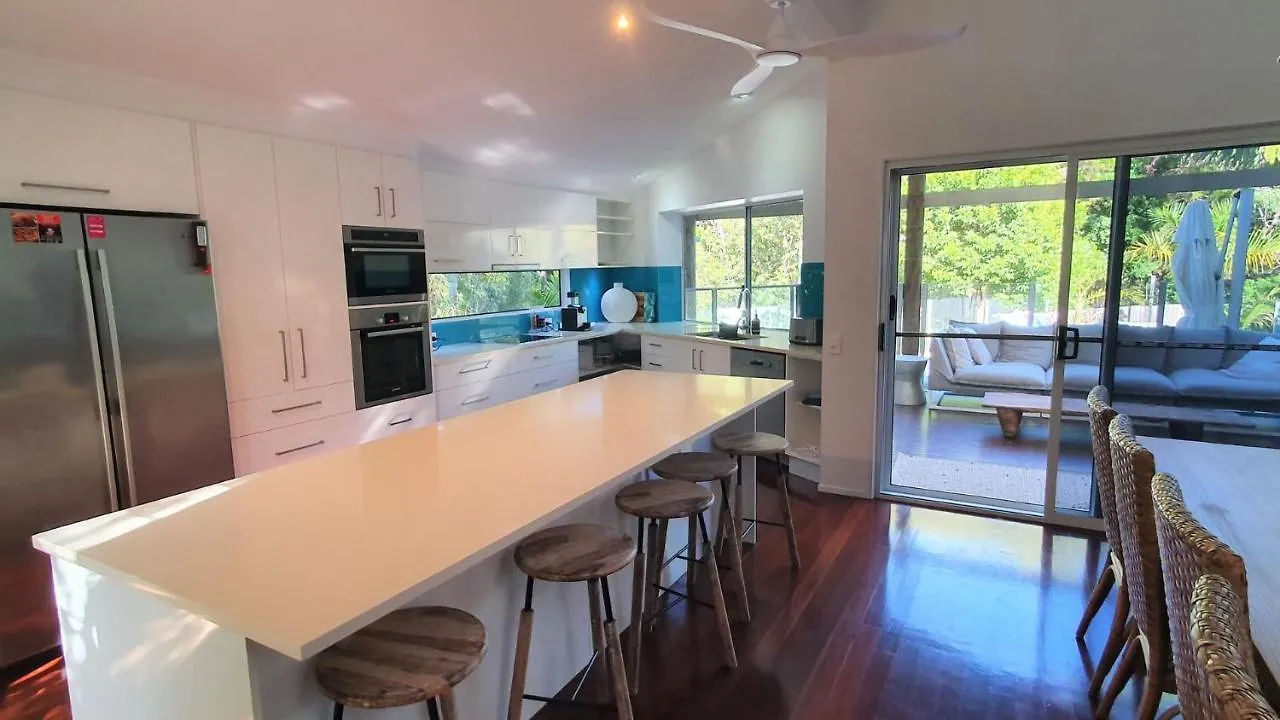 24 Naiad Court Villa Rainbow Beach Holiday home